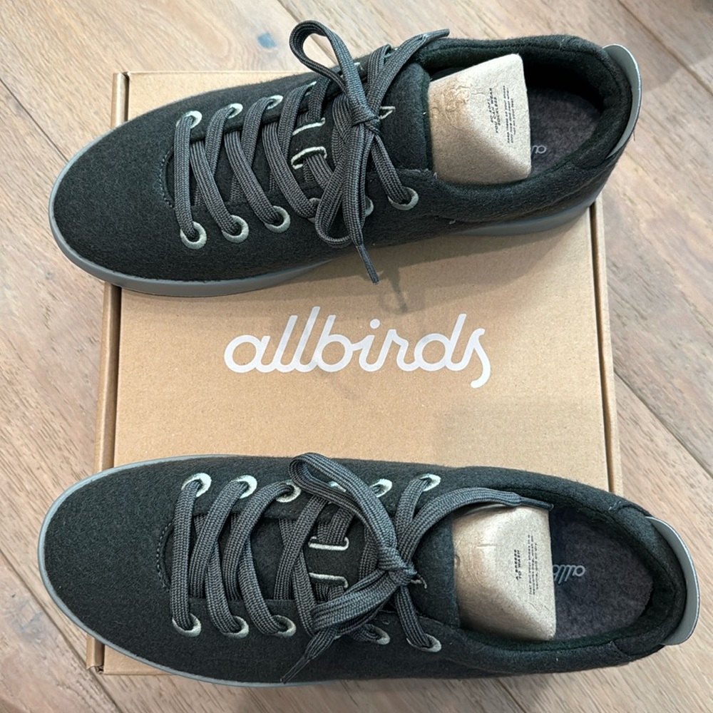 Allbirds men’s tennis shoes 10 new nib olive grey
